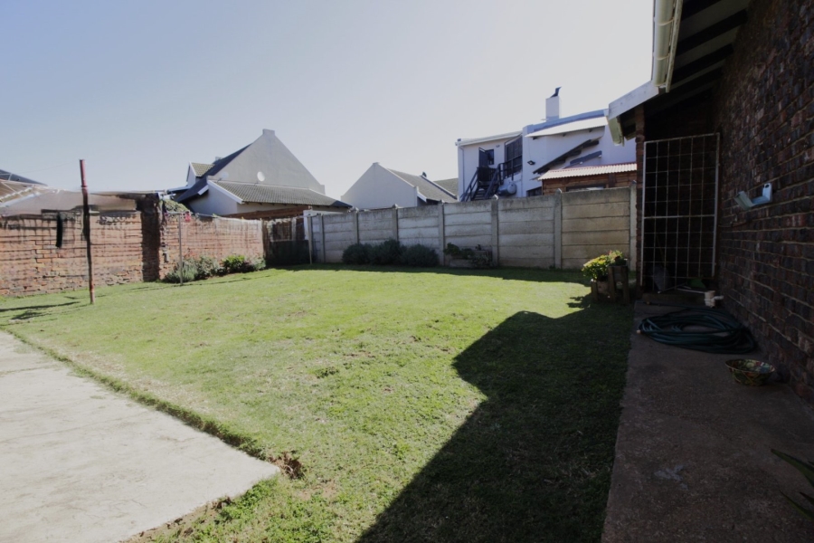 4 Bedroom Property for Sale in Noorsekloof Eastern Cape